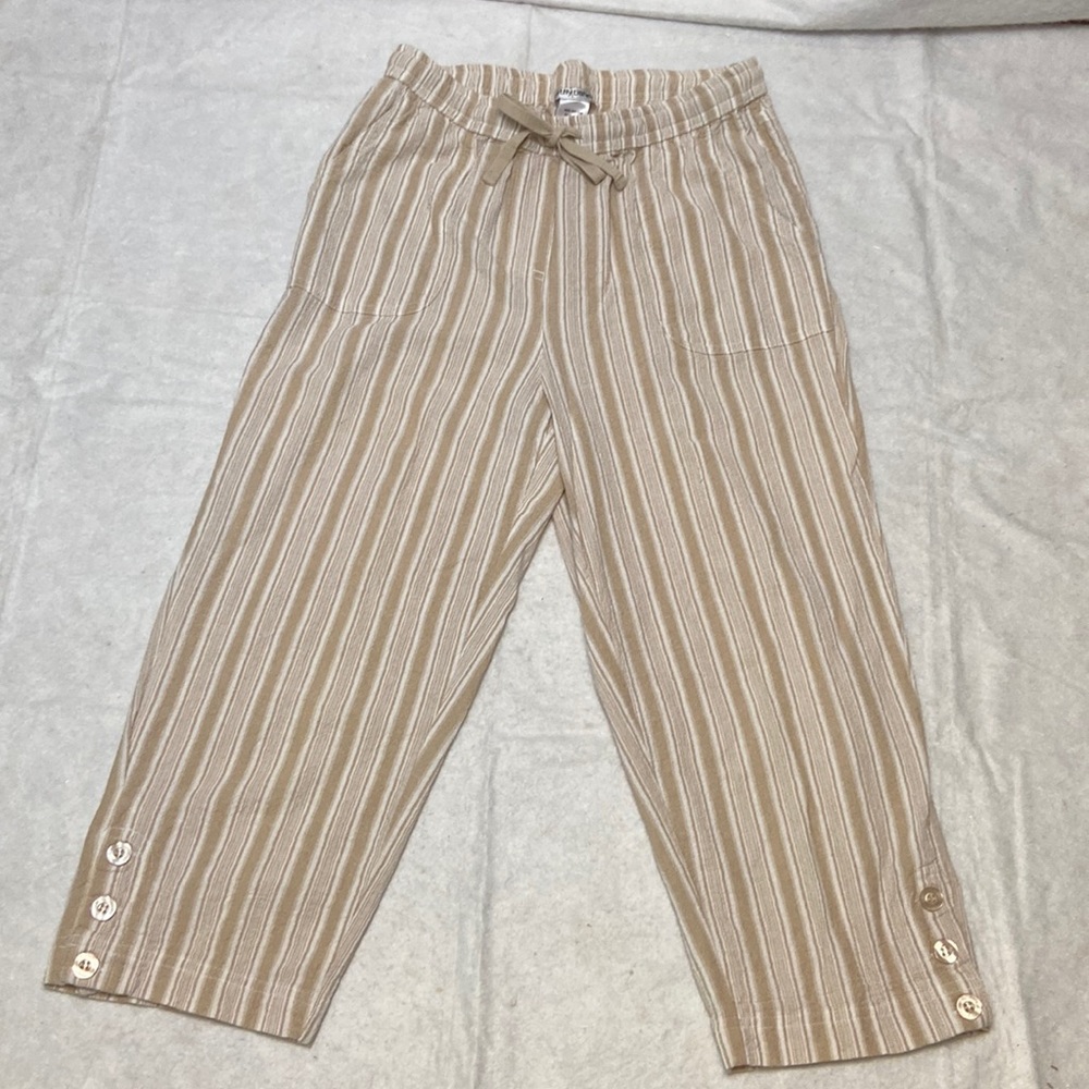 Khaki and White Stripe Capri - Like New- Side Pockets - Size S
